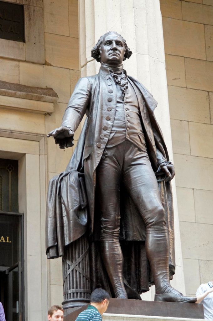 George Washington vous attend devant Federal Hall