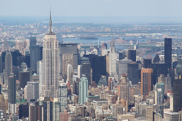 L'Empire State building et le Chrysler building vus du ciel