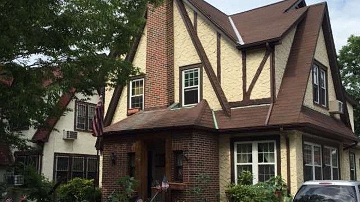 La maison d&rsquo;enfance de Donald Trump à New York est à vendre