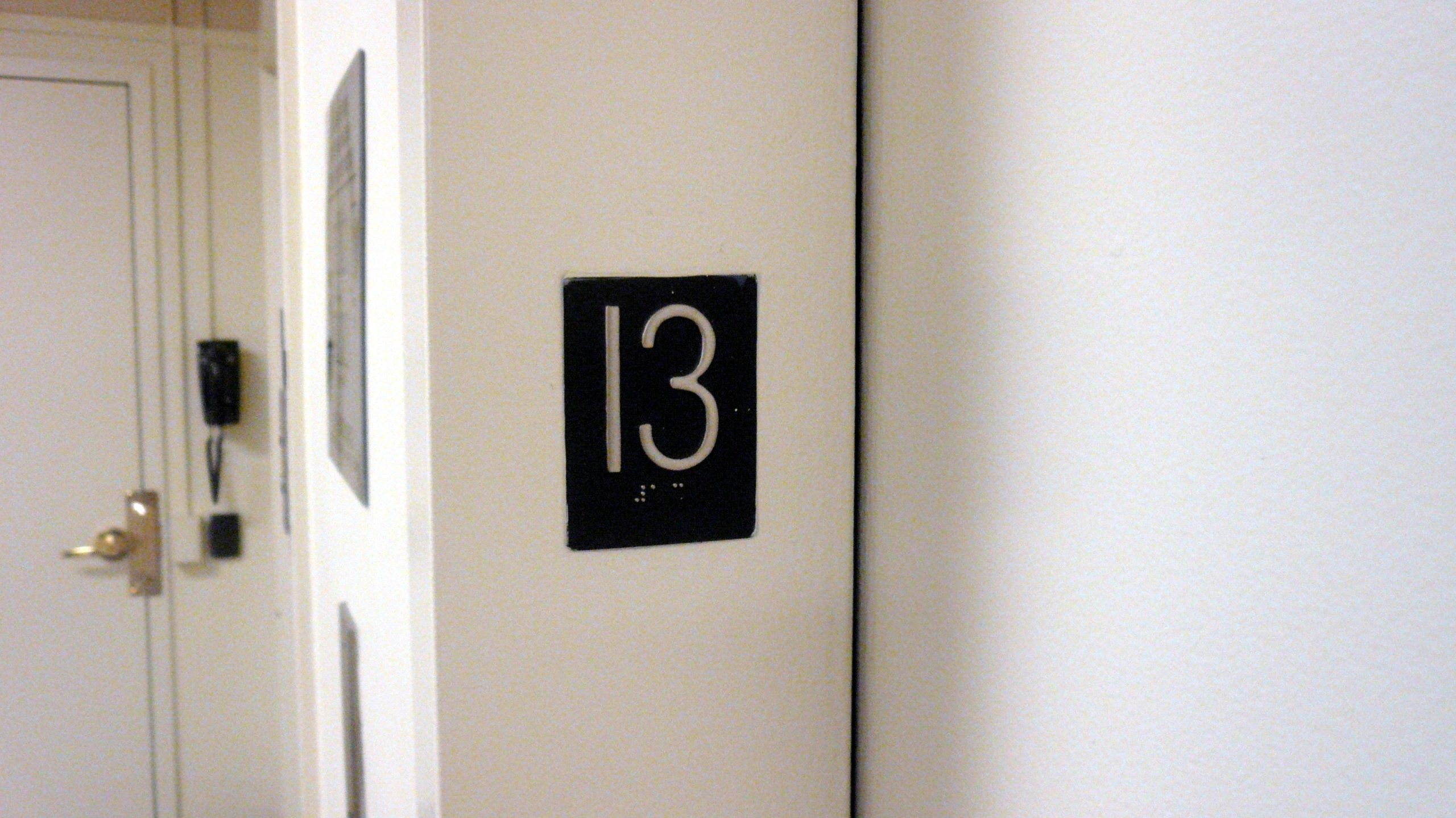 Pourquoi il n&rsquo;y a pas de 13ème étage à New York ?