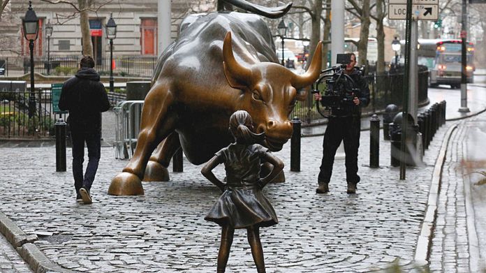 statue charging bull statue charging bull