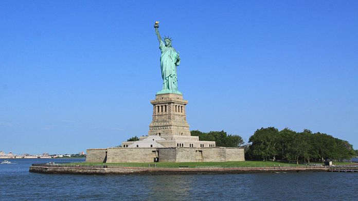 statue liberte new york usa statue liberte new york usa