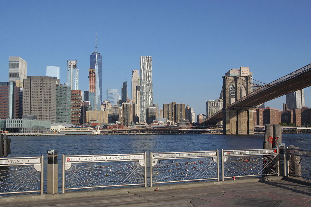 Pier 1 : une vue superbe sur le pont de Brooklyn et New York
