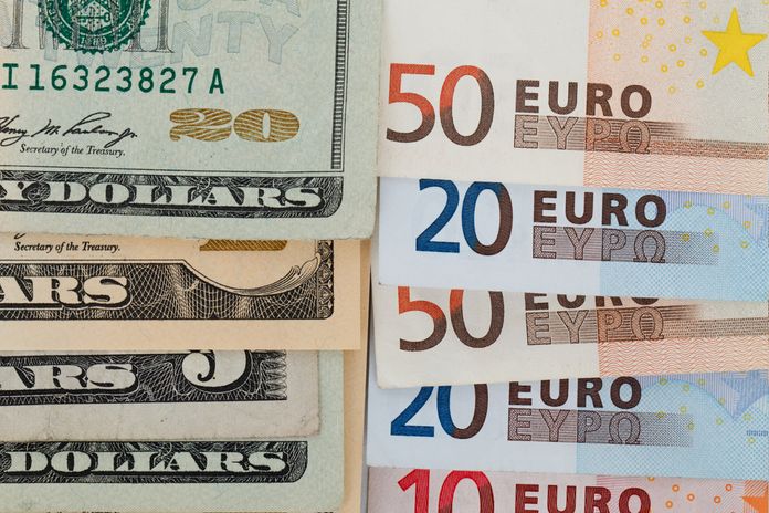 euros dollars
