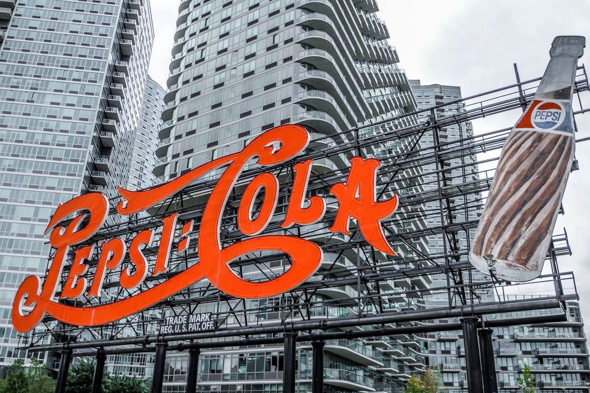 pepsi cola sign