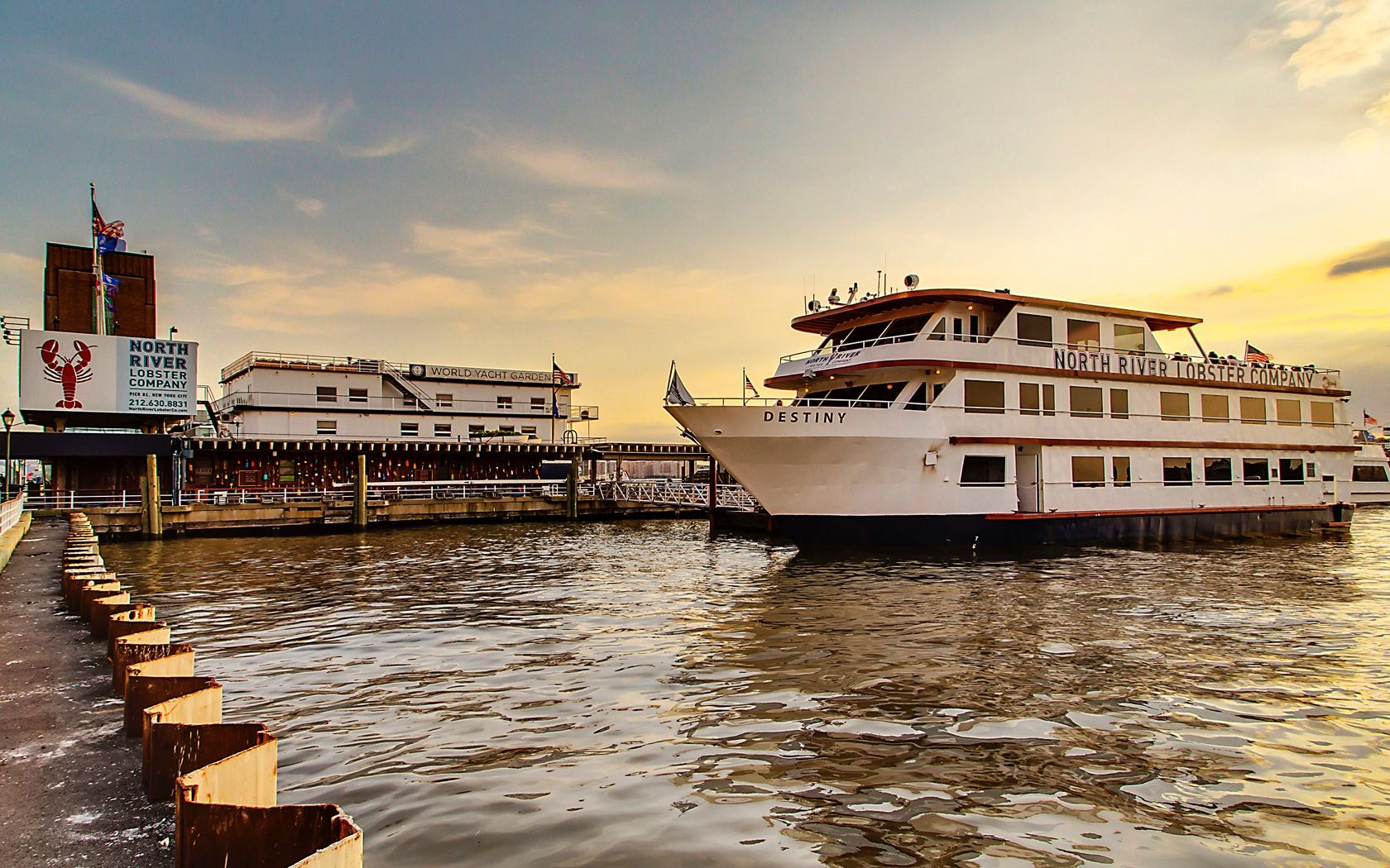 North River Lobster Company