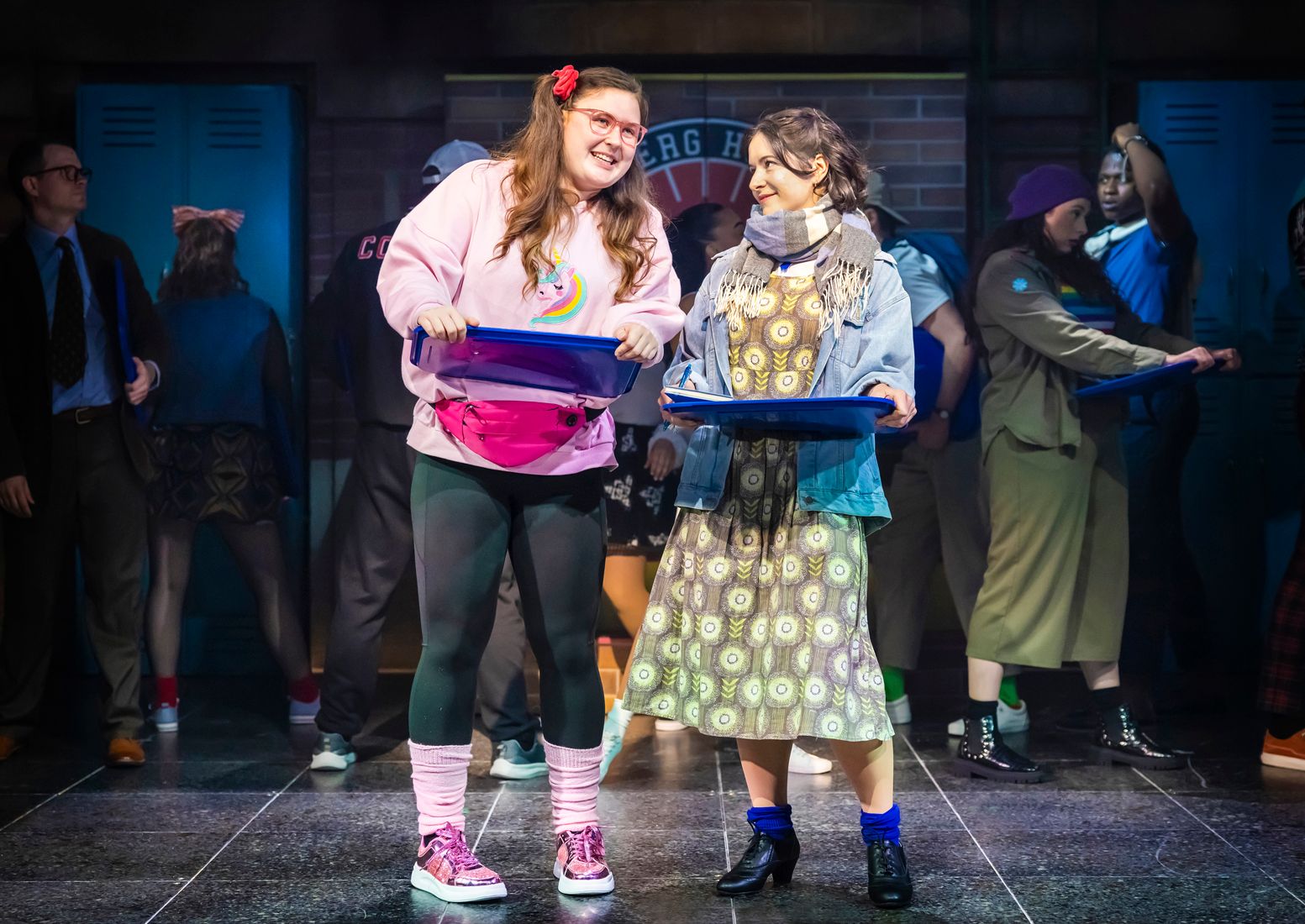 Deux actrices de la comédie musicale Heathers sur Broadway