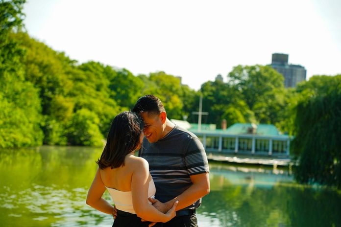 Couple romantique dans Central Park