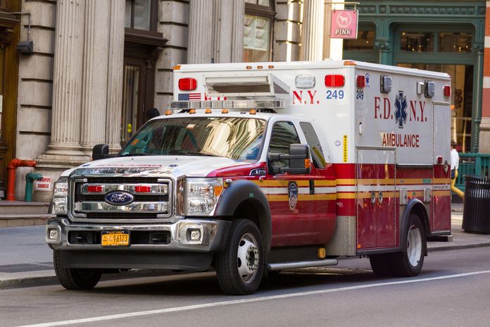 Ambulance dans une rue de New York