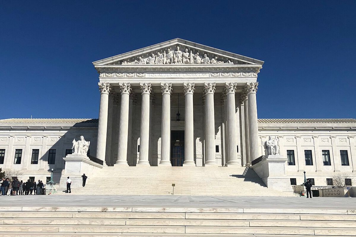 Façade de la Cour Suprême à Washington