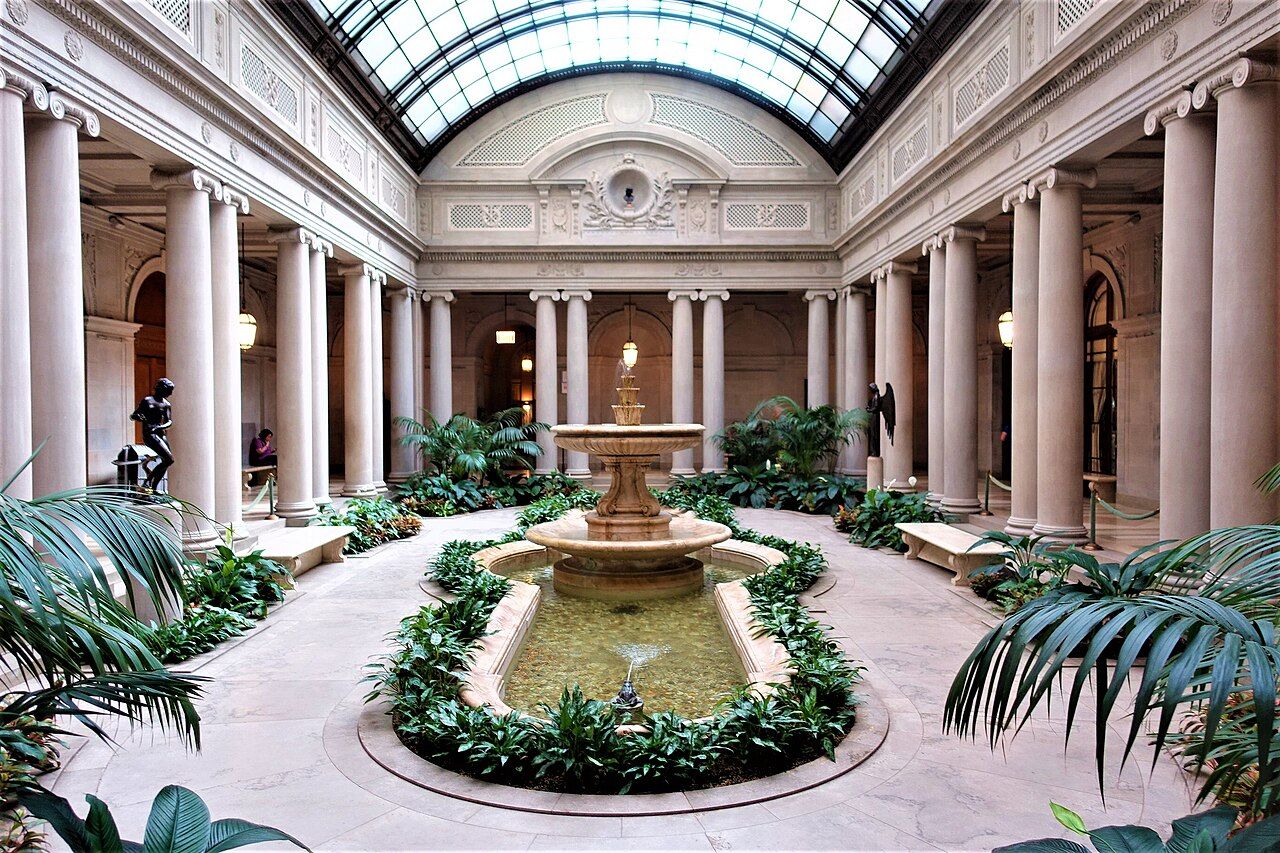 L'atrium de la Frick Collection à New York
