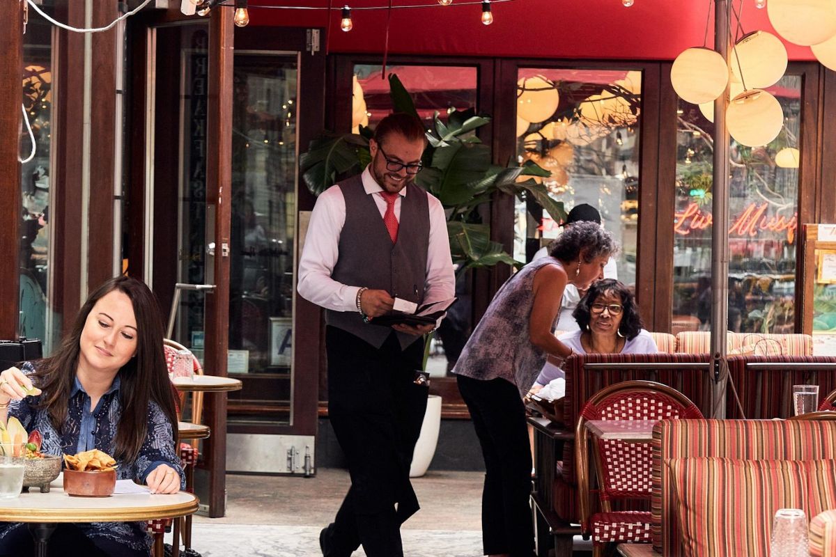Terrasse du restaurant Redeye Grill à New York