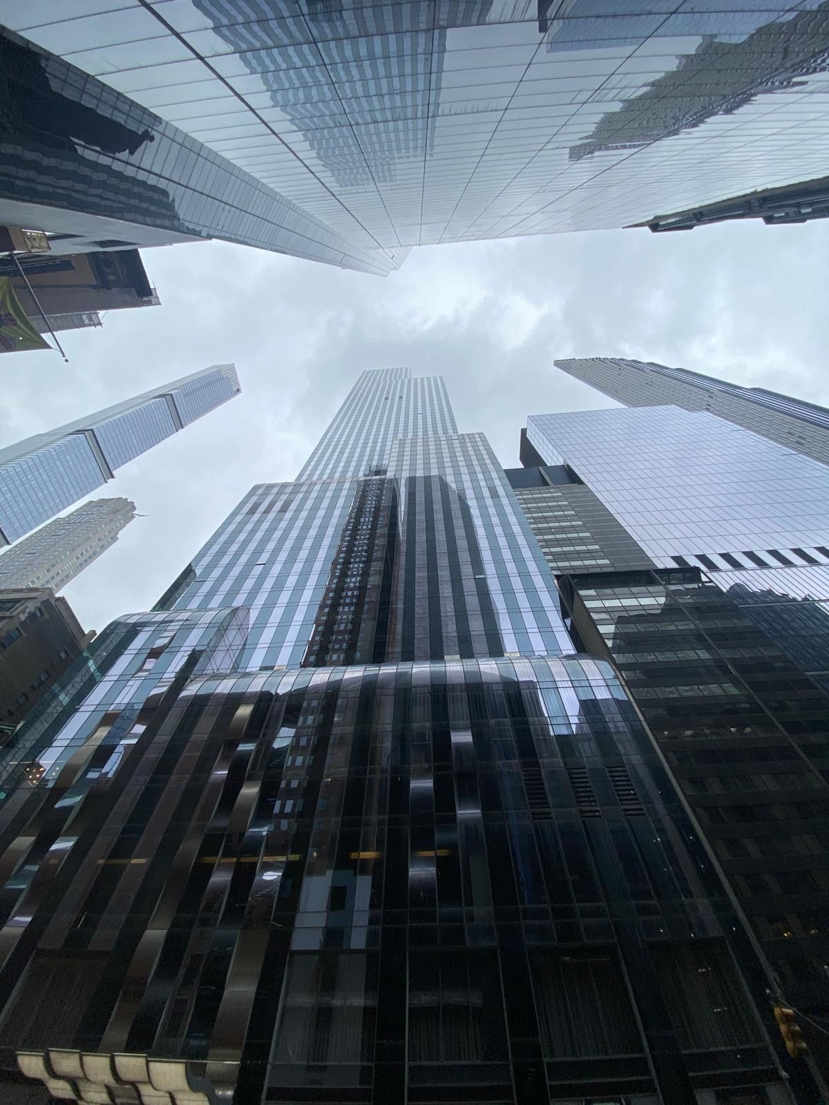Au pied des buildings de Midtown à New York