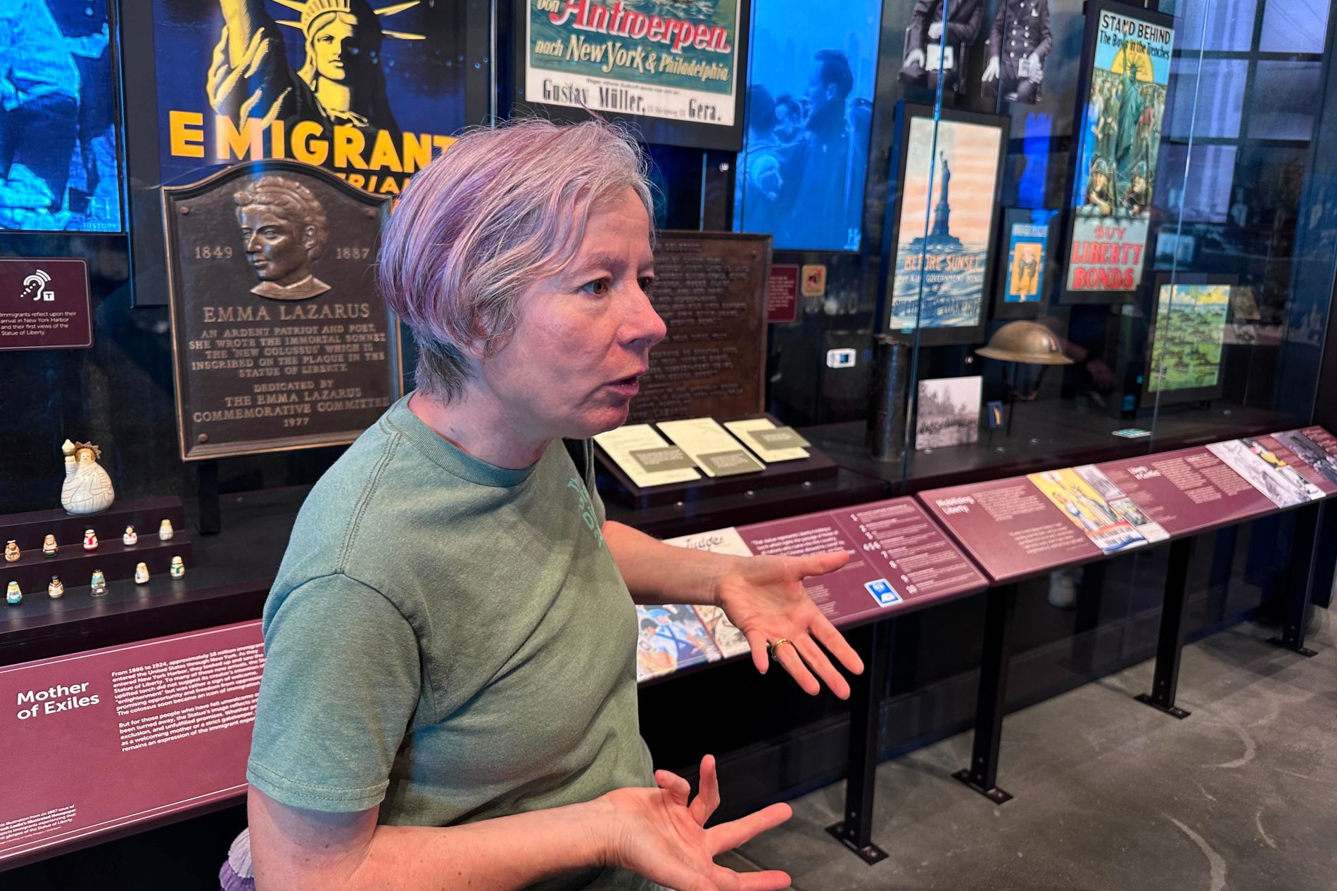 Guide touristique au musée de la statue de la Liberté à New York