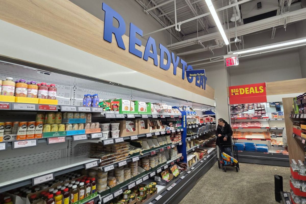 Un rayon dans le supermarché Lidl dans le Lower East Side de New York