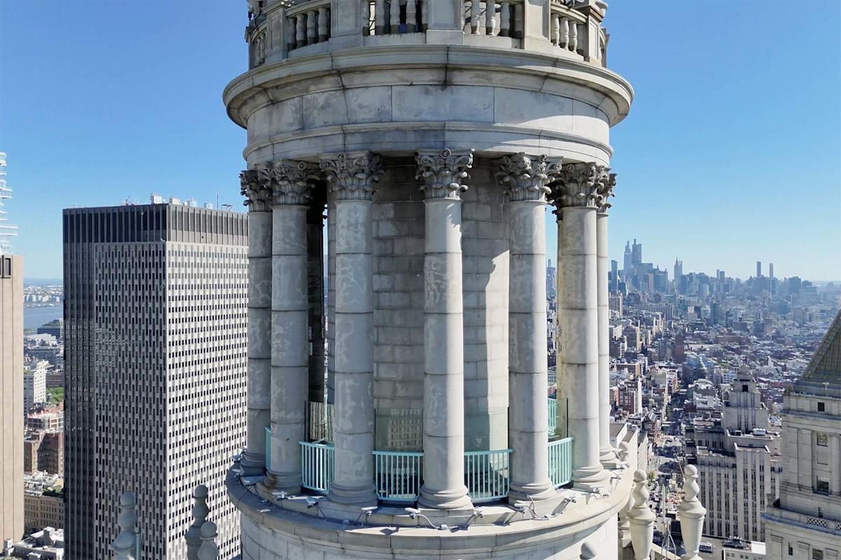 Gros plan sur la coupole de l'observatoire Centre 360 à New York